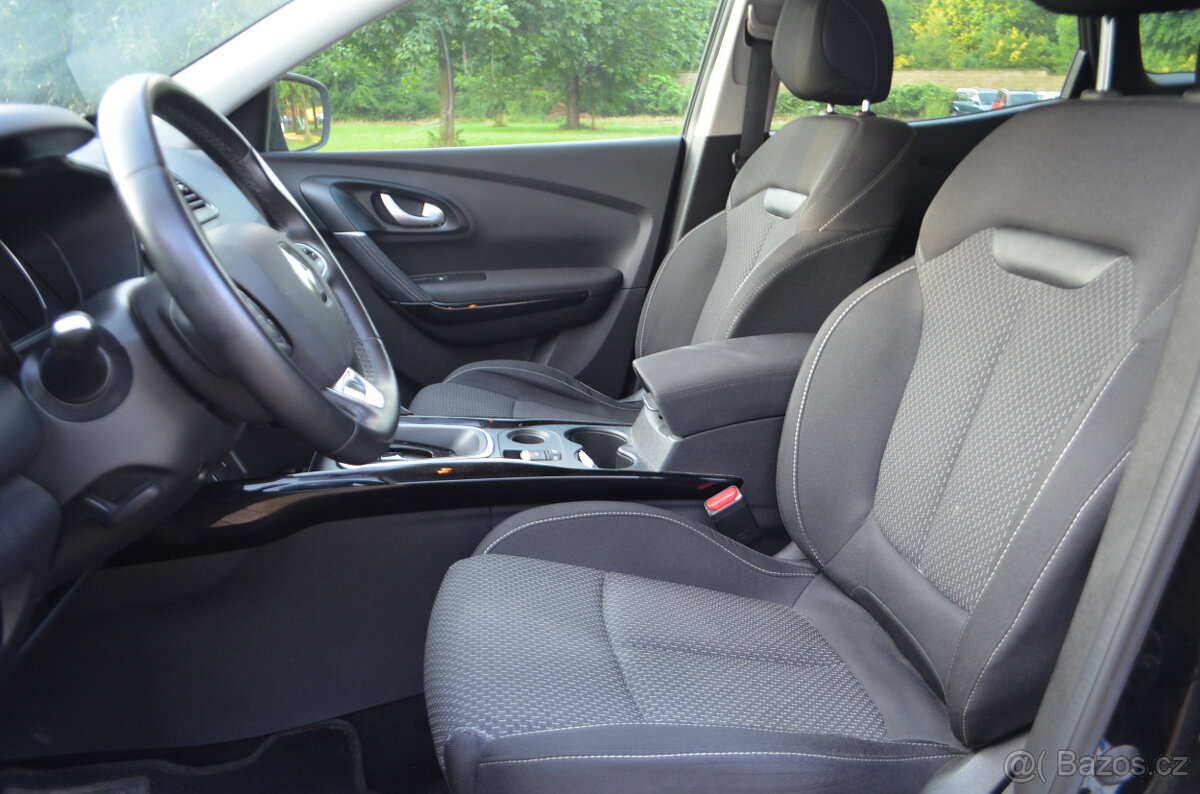 PRODÁM RENAULT KADJAR 1.5D AUTOMAT KESSY 2020 - 9