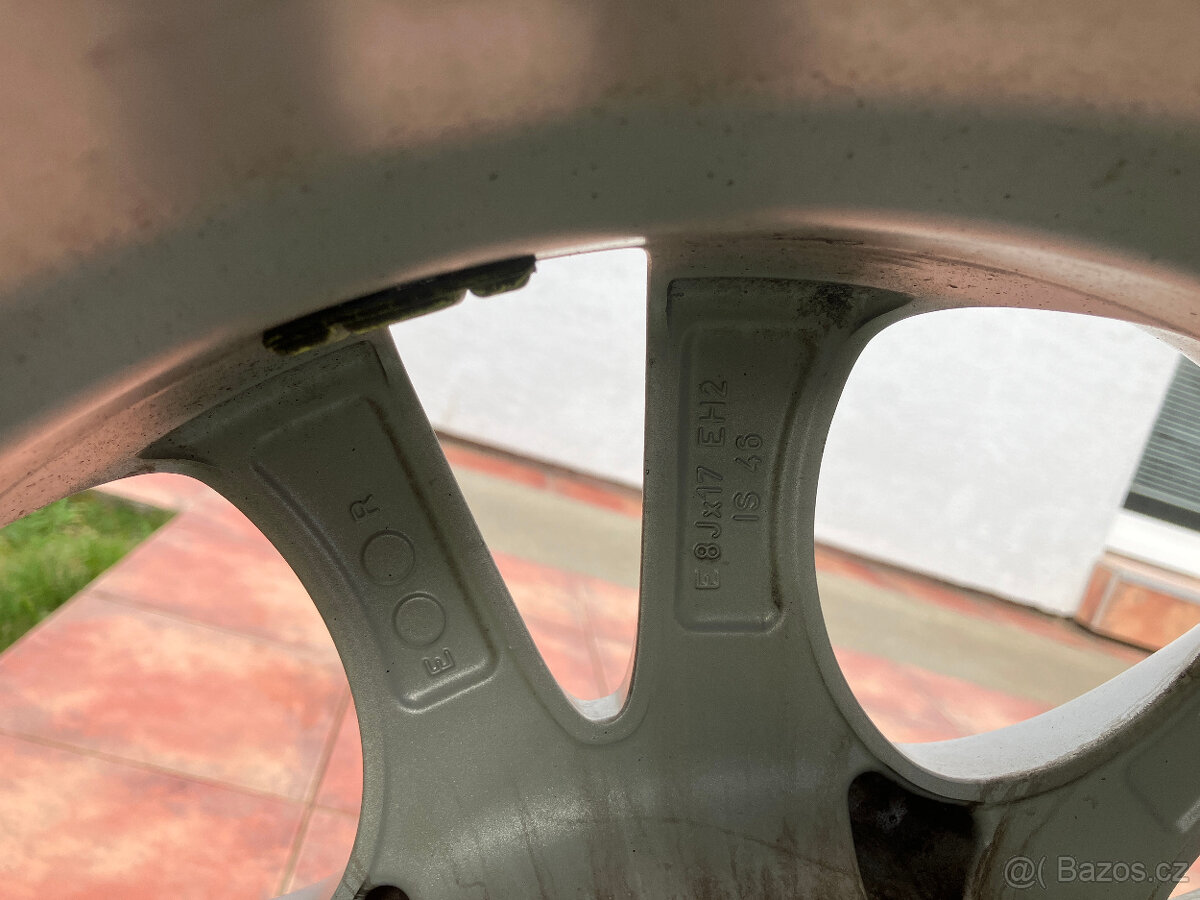 Bmw X3 typ e83 sada alu kola - 9