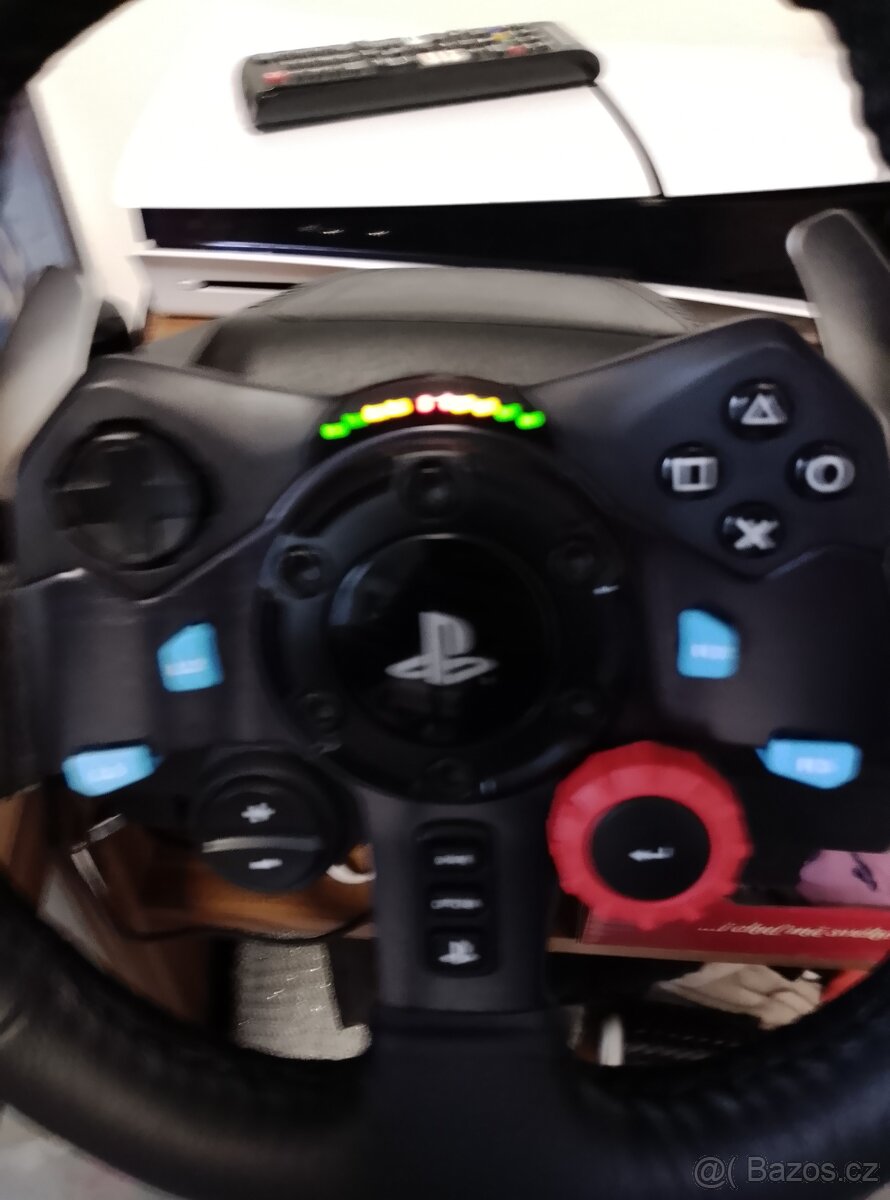 Logitech G29 Driving Force - 9