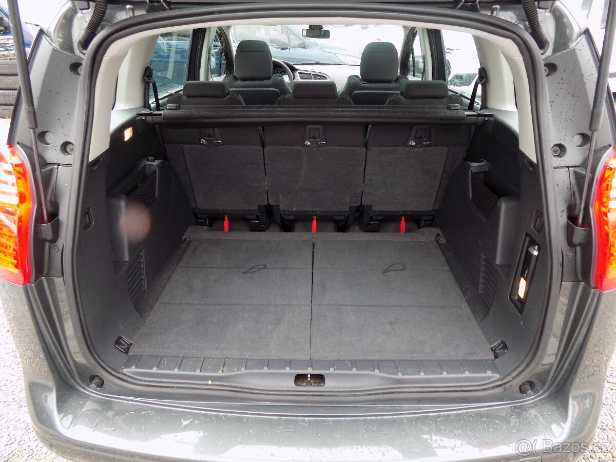 Peugeot 5008 2.0 HDI 100 KW PANORAMA TAŽNÉ - 9