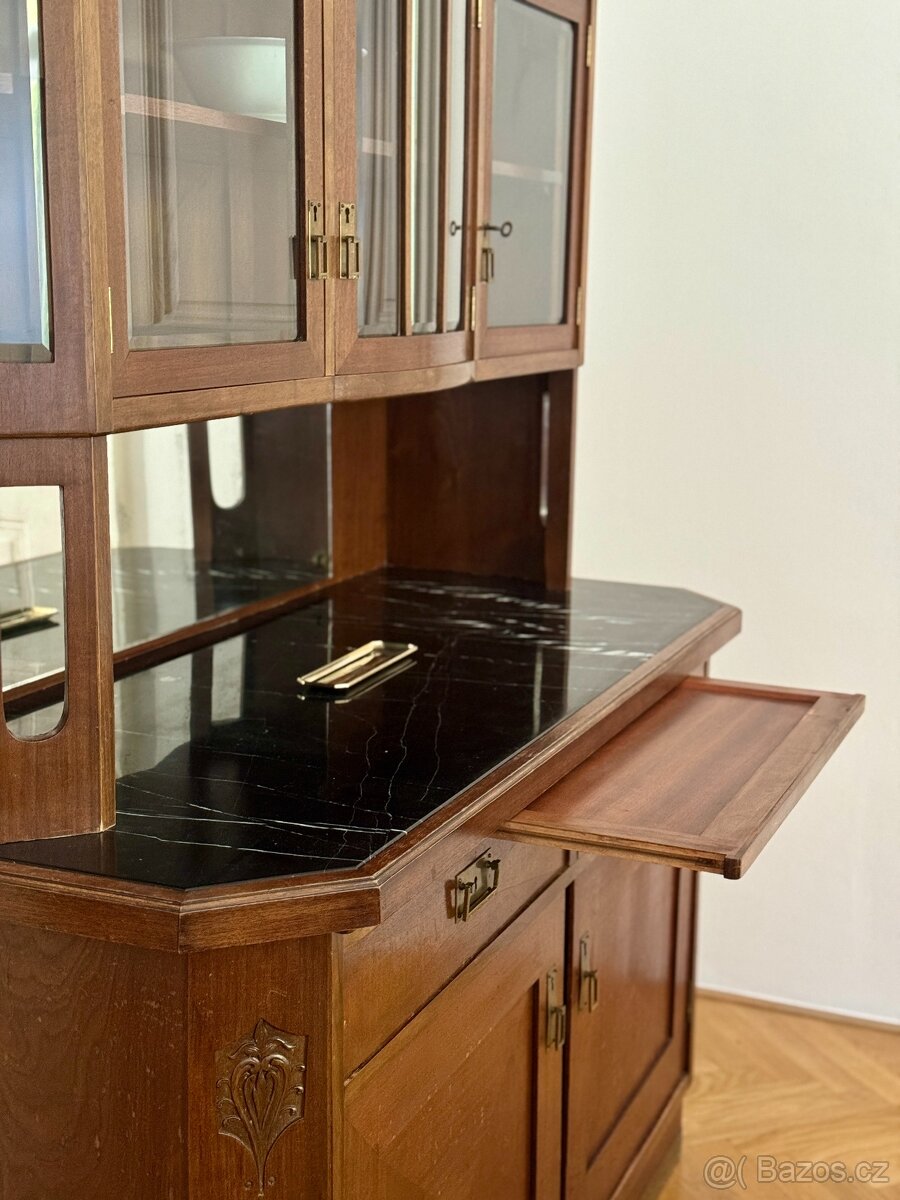 Secesní knihovna s mramorem - 9