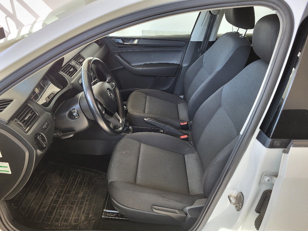 Škoda Rapid Spaceback 1.0 TSi 70 kW,původ ČR,servisováno - 9