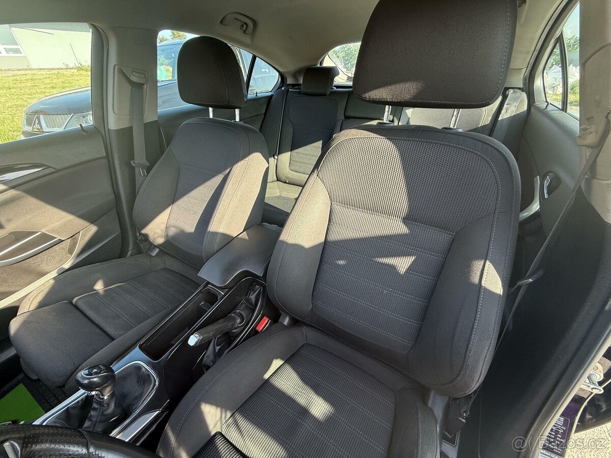 Opel Insignia 2.0CDTI 96kw - 9