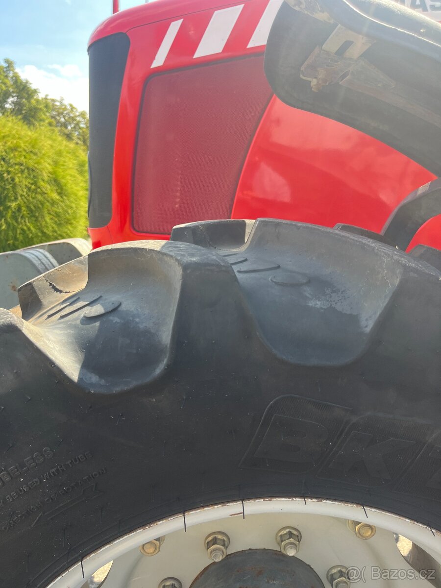 Massey Ferguson 5425 Dyna-4 - 9