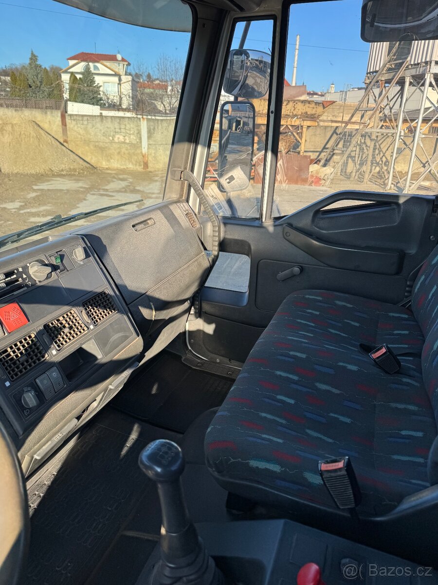 Iveco ML80E kontejner - 9