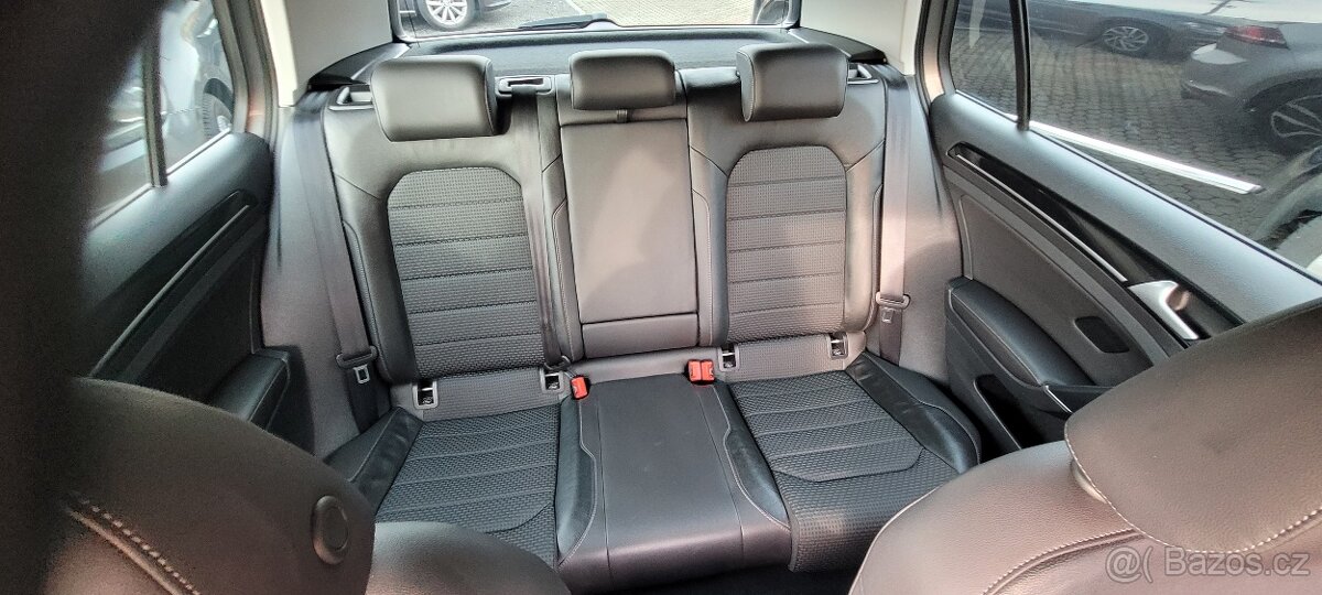 VW Golf 1,2TSi 77kW benzín Comfortline - 9