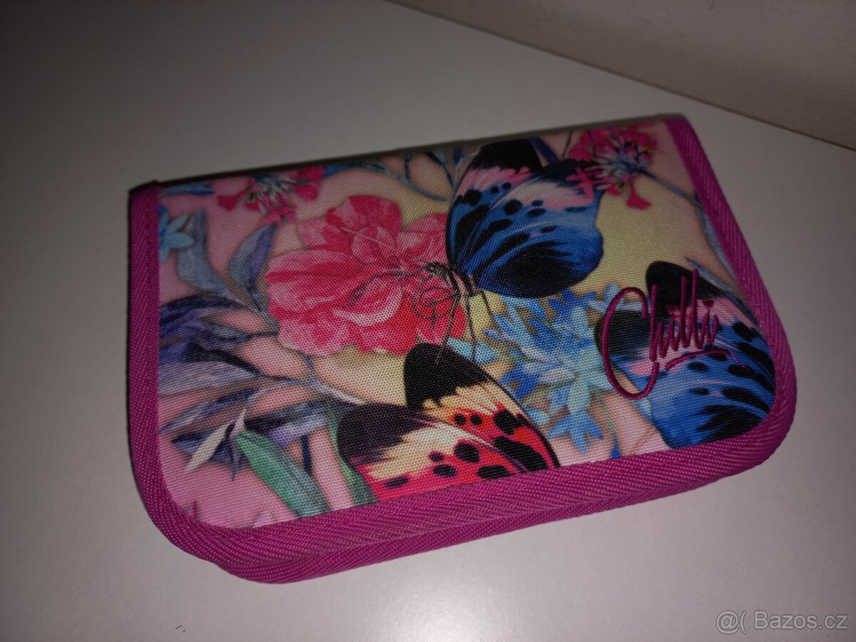 Batoh s penálem zn. Topgal 1 - 9