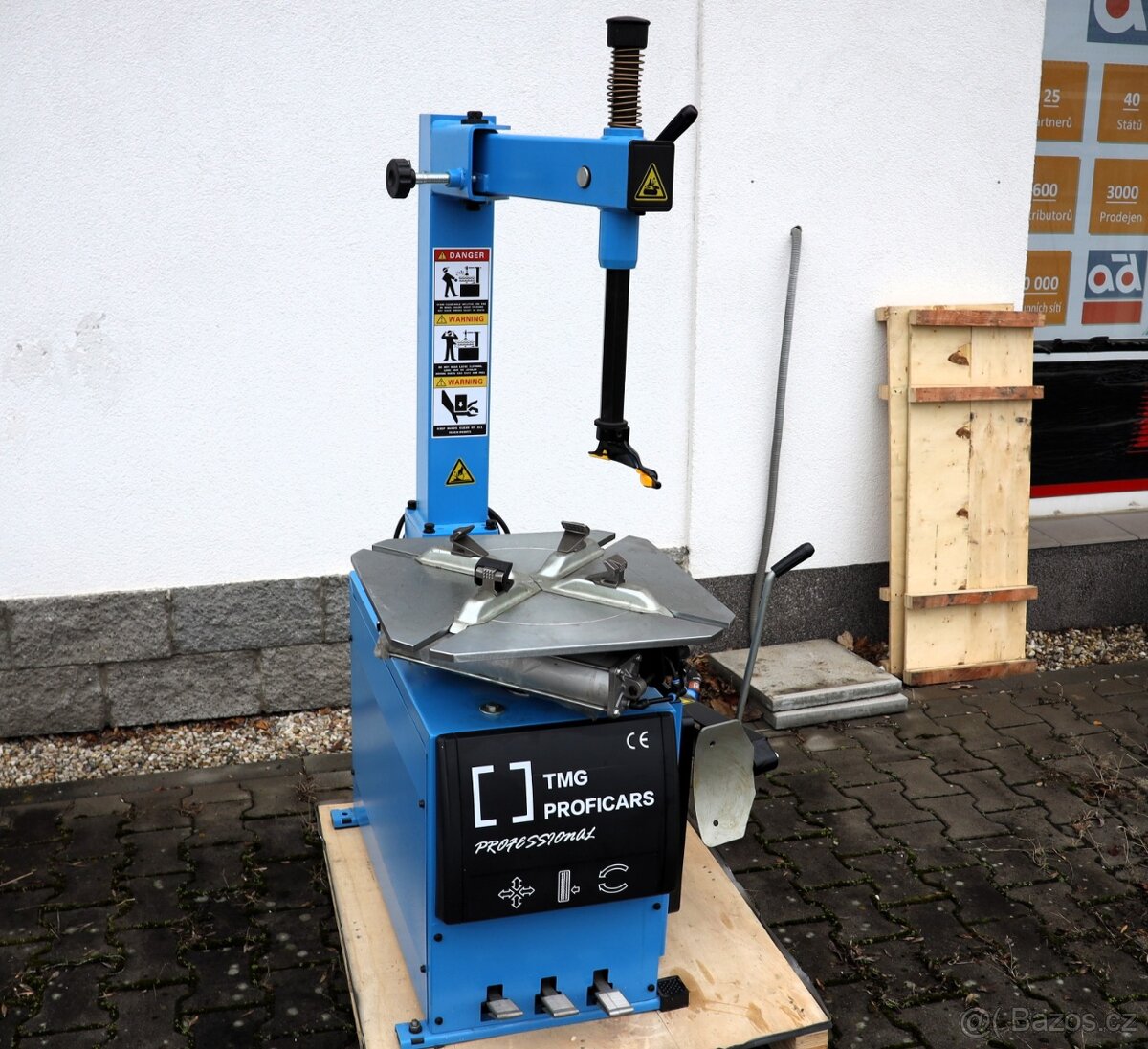 Zouvačka pneumatik poloautomatická - 9