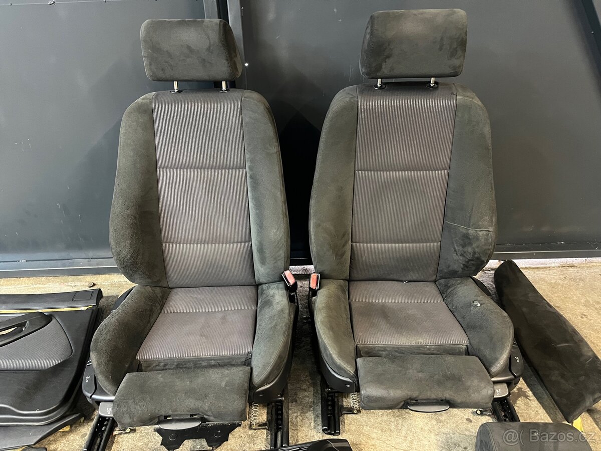 Bmw e39 touring interiér - 9