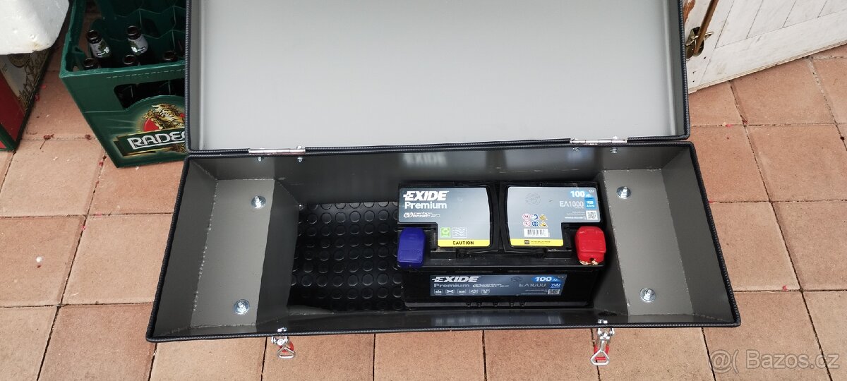 Bedna, úložný prostor Yanmar - 9