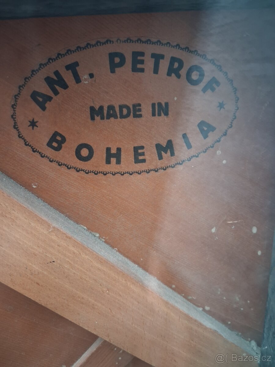 Piano Petrof - 9