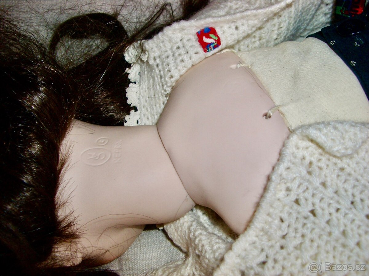 Velká porcelánová panenka 76 cm - 9