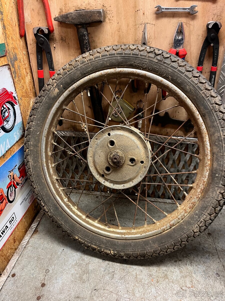 Kola Jawa pionýr/mustang - 9