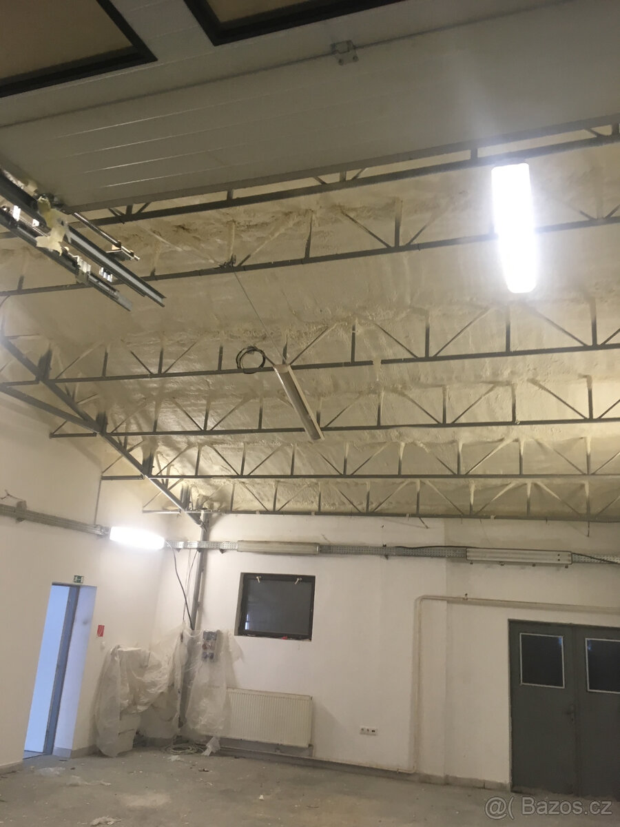 Pěnová foukaná izolace Supafil anhydritový potěr - 9