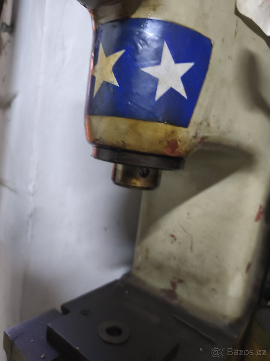 Hydraulický lis 2T - 9