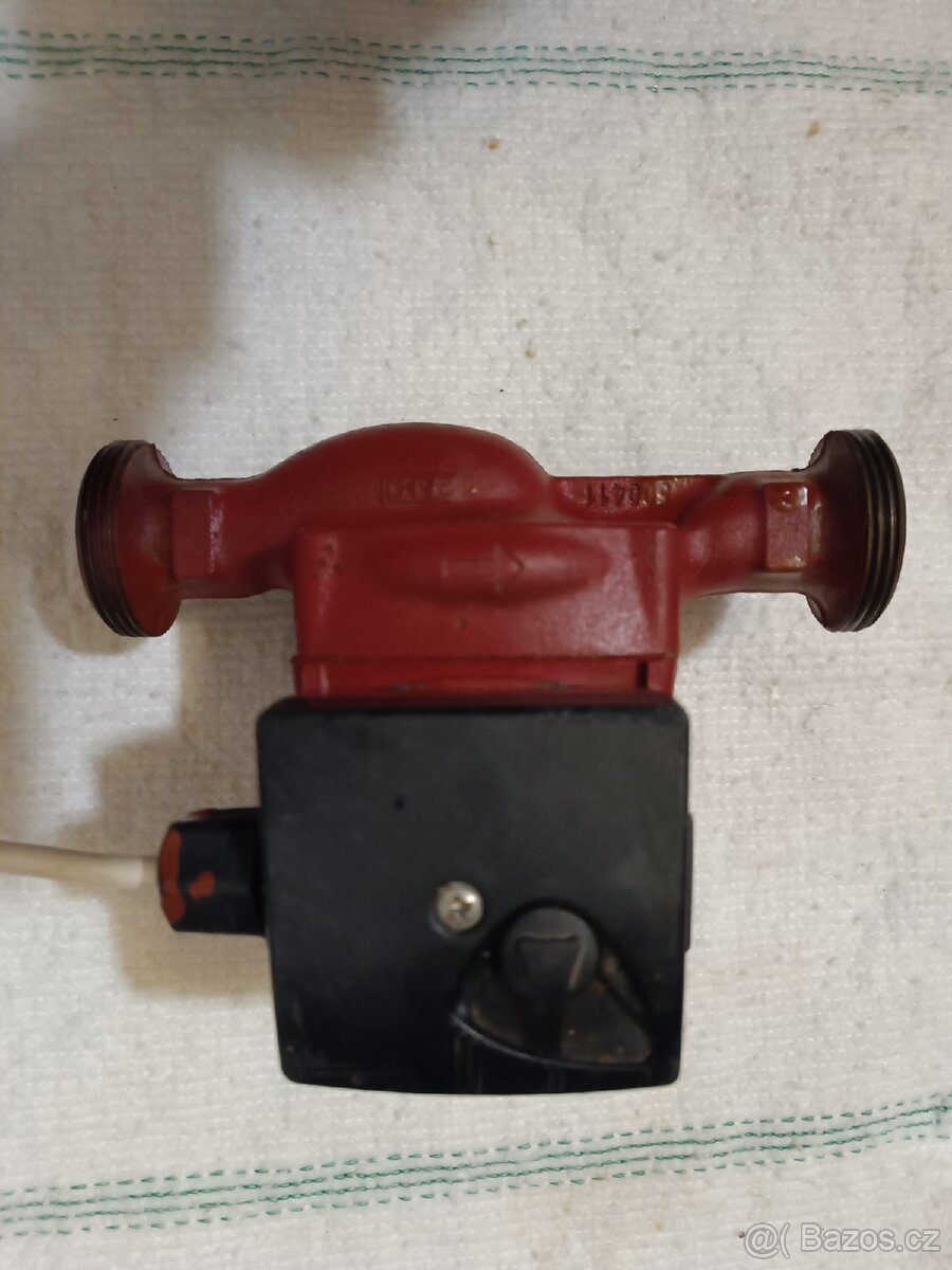 Oběhové čerpadlo Grundfos UPS 25 - 40 180 - 9