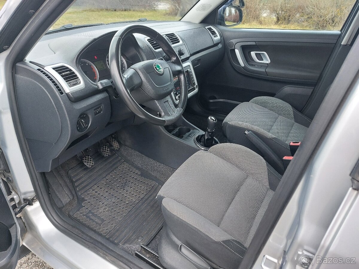 Prodám Škoda Fabia II - 9