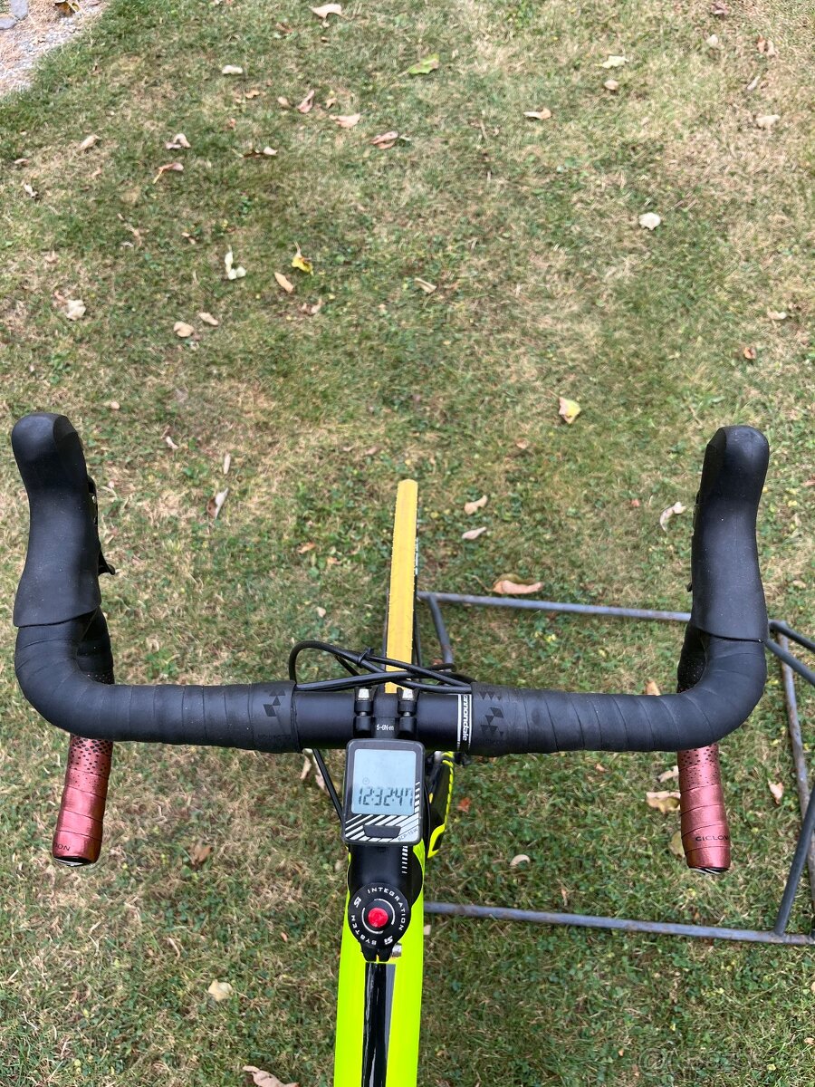 Silnicka Cannondale SuperSix Evo Disc 2017 - 9