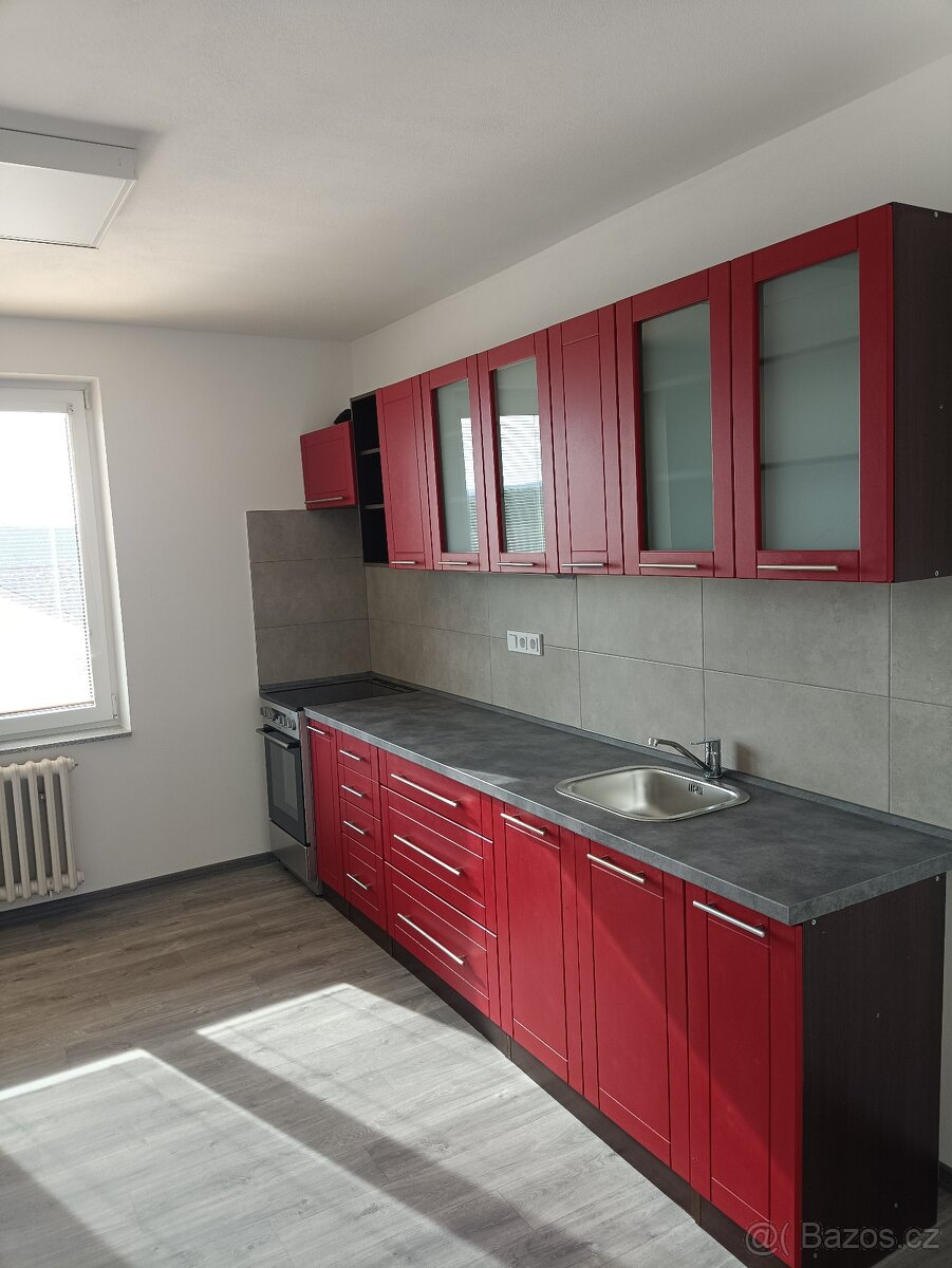 Prodej 2 Rodinných domu a stodoly v Haklových Dvorech - 9