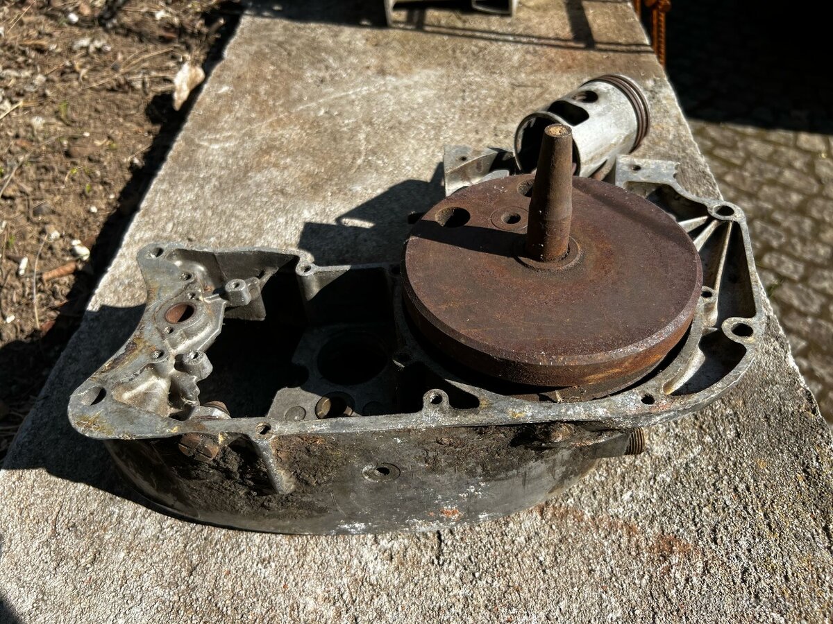 Motor Jawa ČZ 355, 356 - 9
