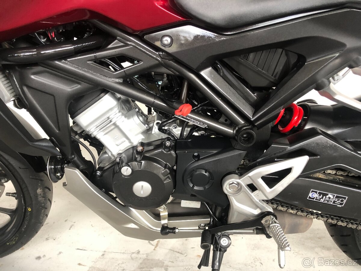 Honda CB125R ABS - 9