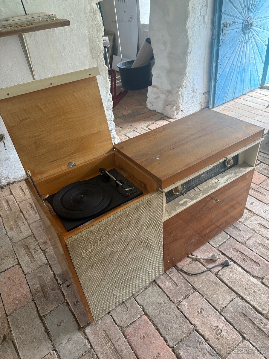 Radio tesla a gramofon - 9