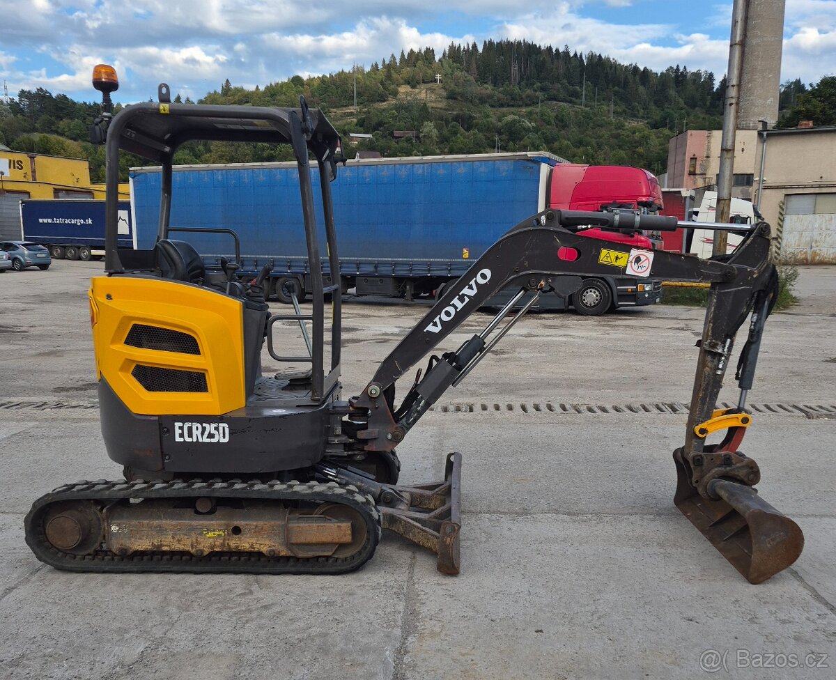 Volvo ECR 25D - 9