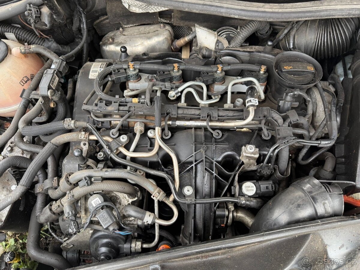 Volkswagen Passat b7 2.0 TDi 125kw 4motion dily - 9