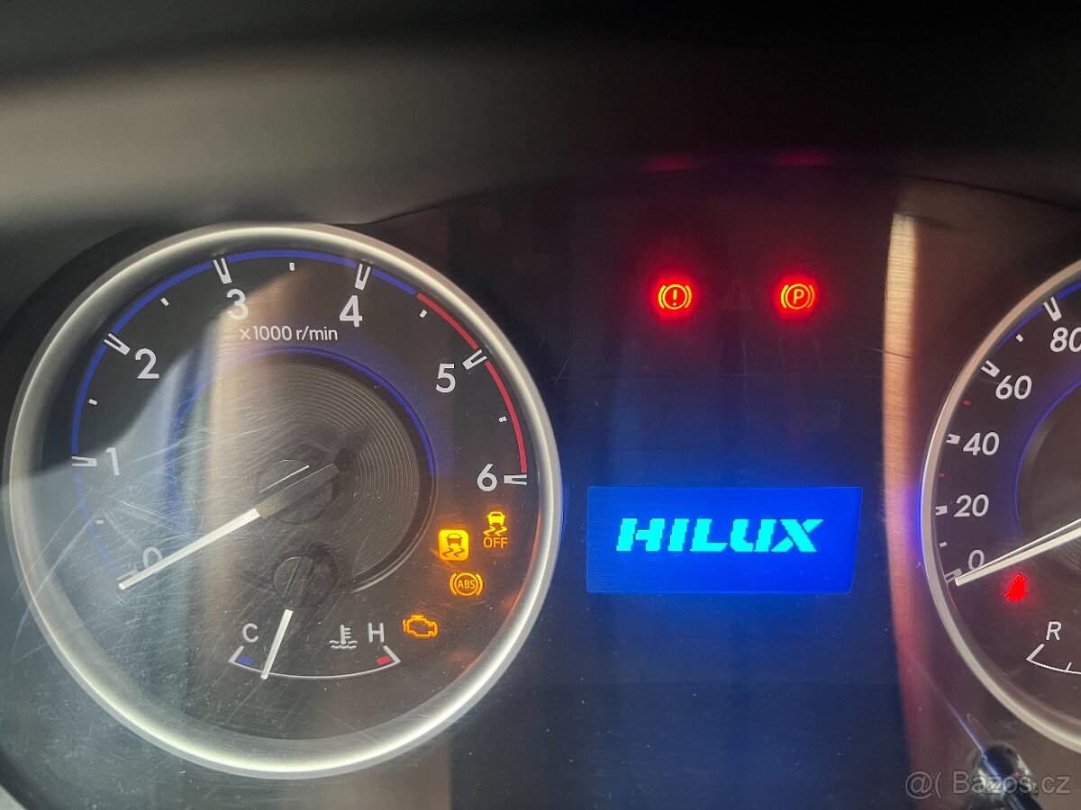 Toiota Hilux - 9