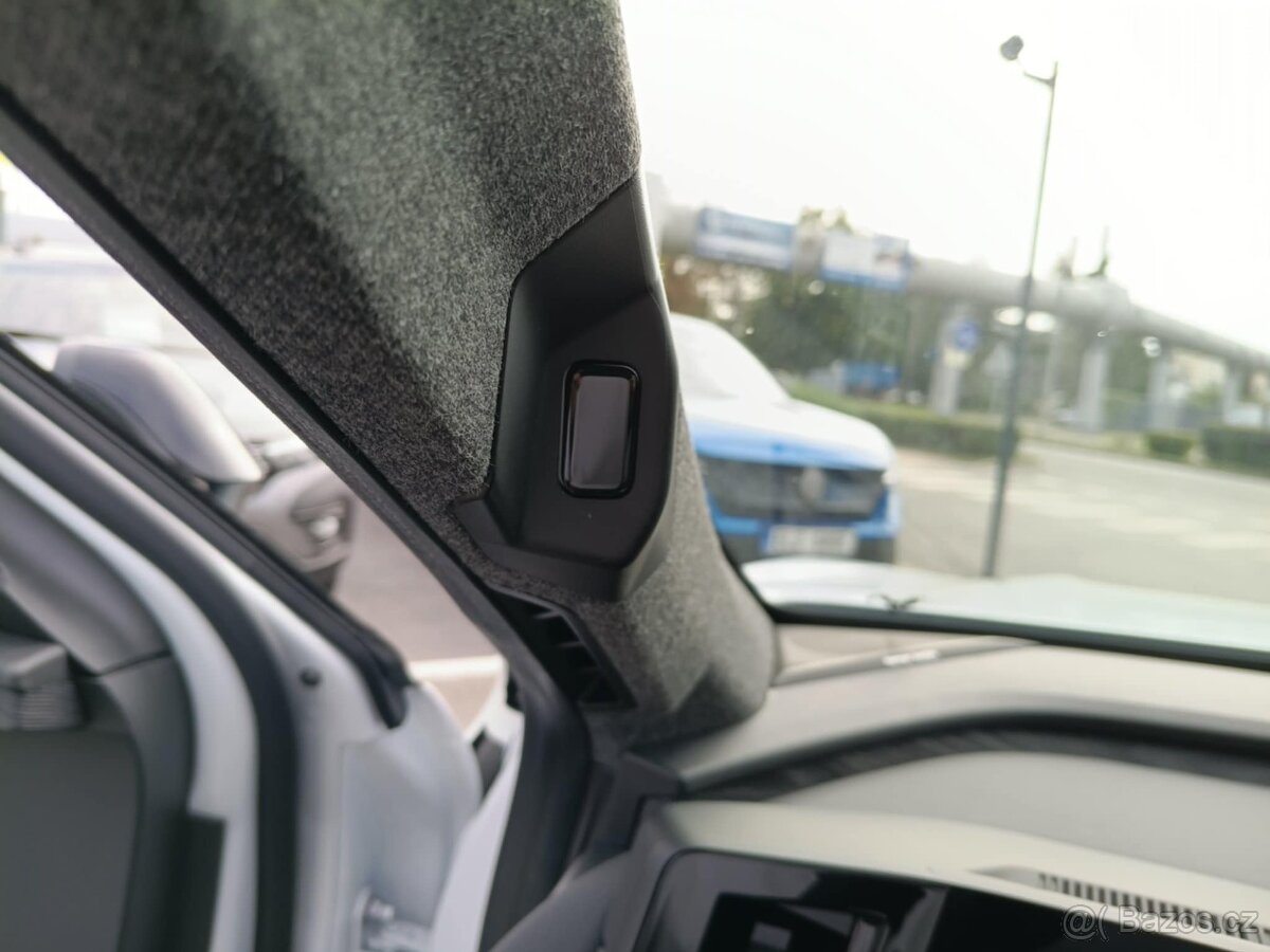 RENAULT Nový Scénic iconic 220 k long range 2025 - 9