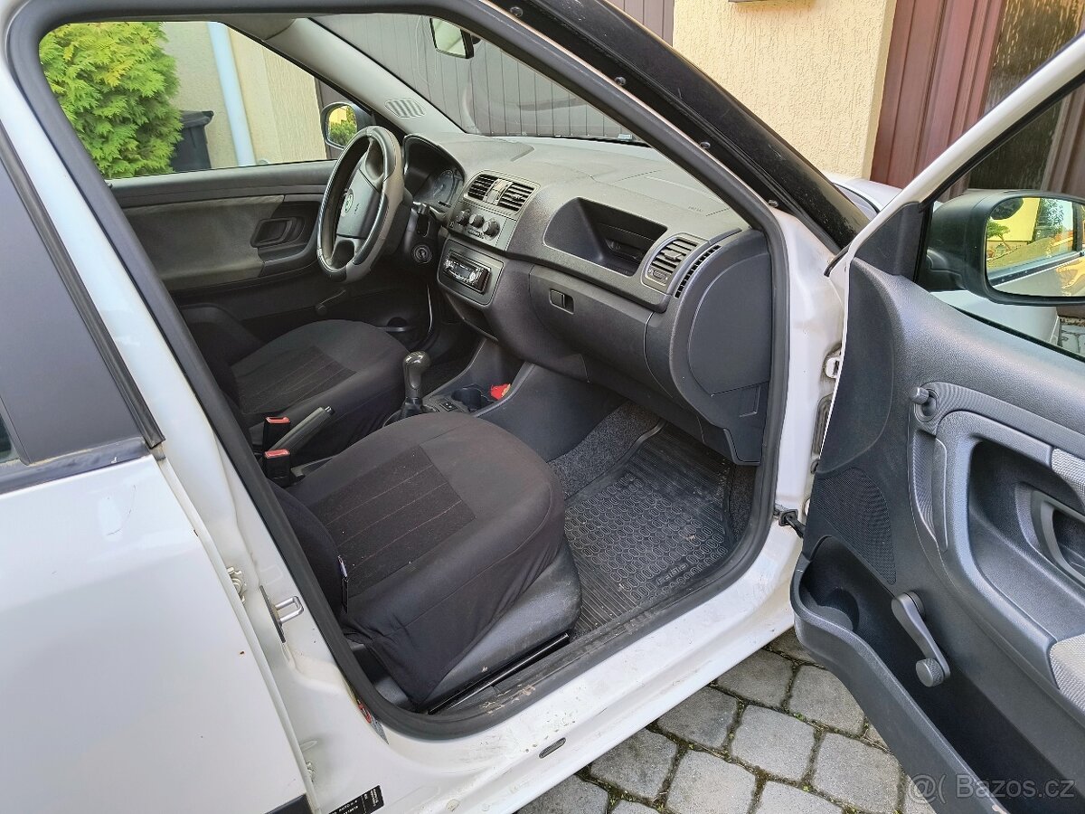 Škoda Fabia II - 9