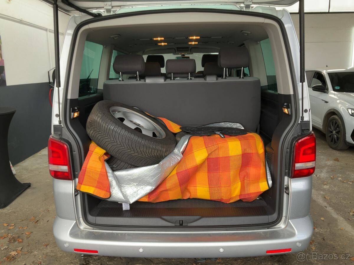 VW Multivan T5 2.0TDI 103kW,4x4,120 t.km,Serviska. - 9