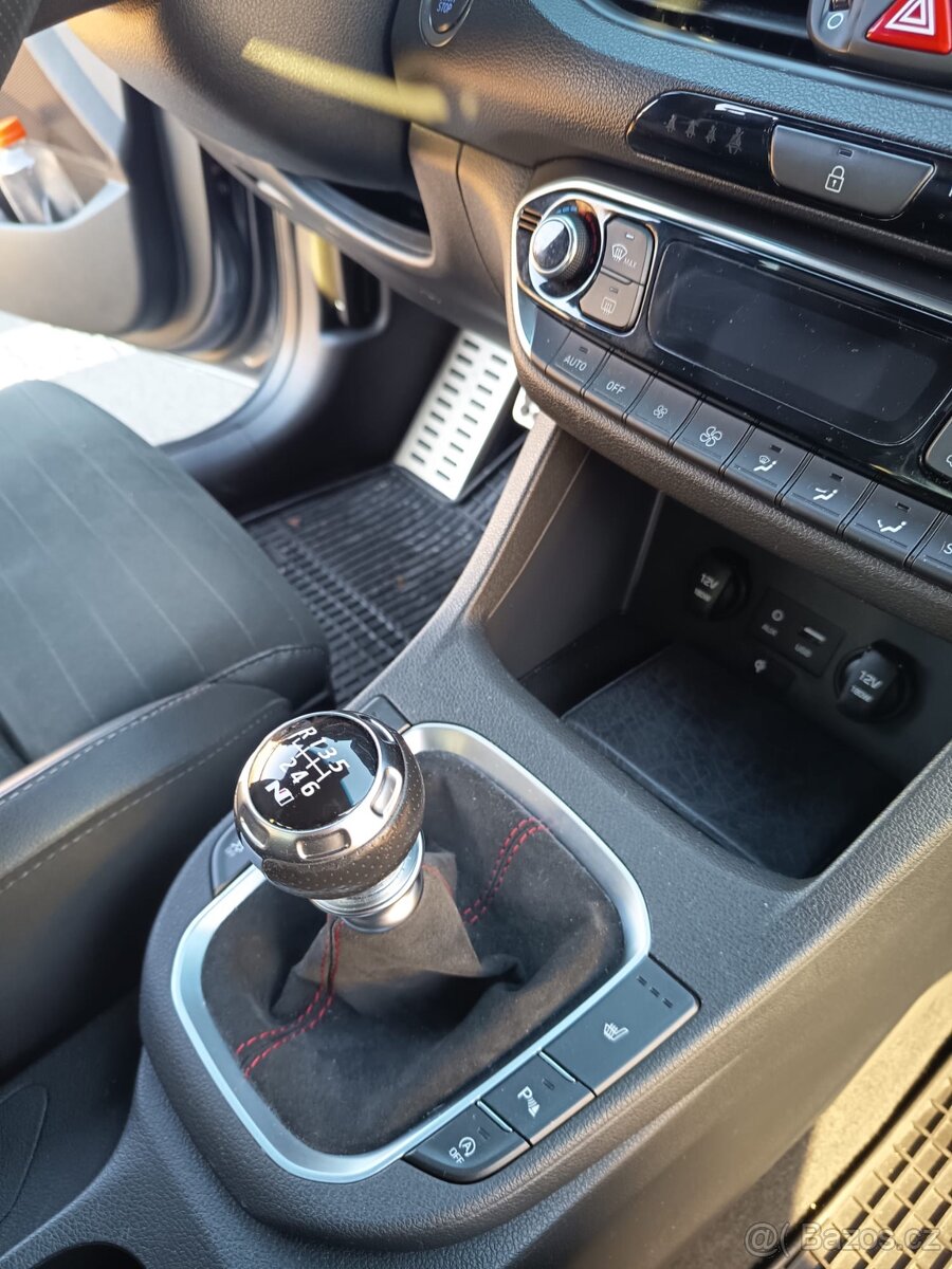 Hyundai i30N Performance - 9