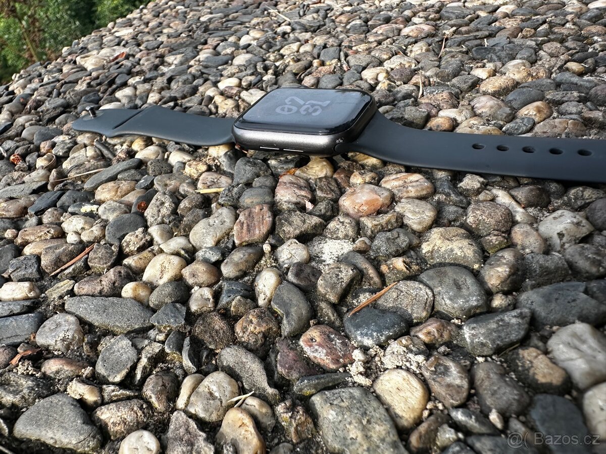 Apple Watch series 5 GPS - 9