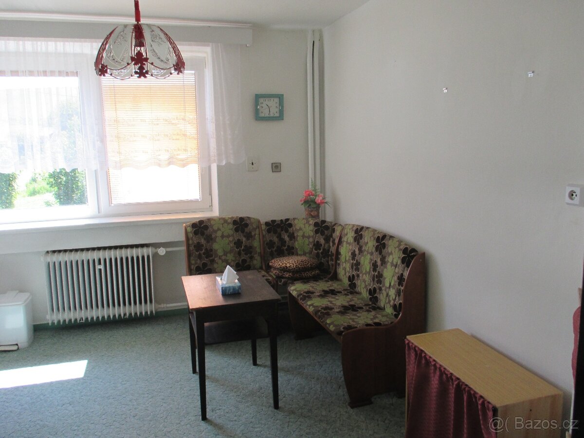 Prodej RD Dvorce u Bruntálu. - 9