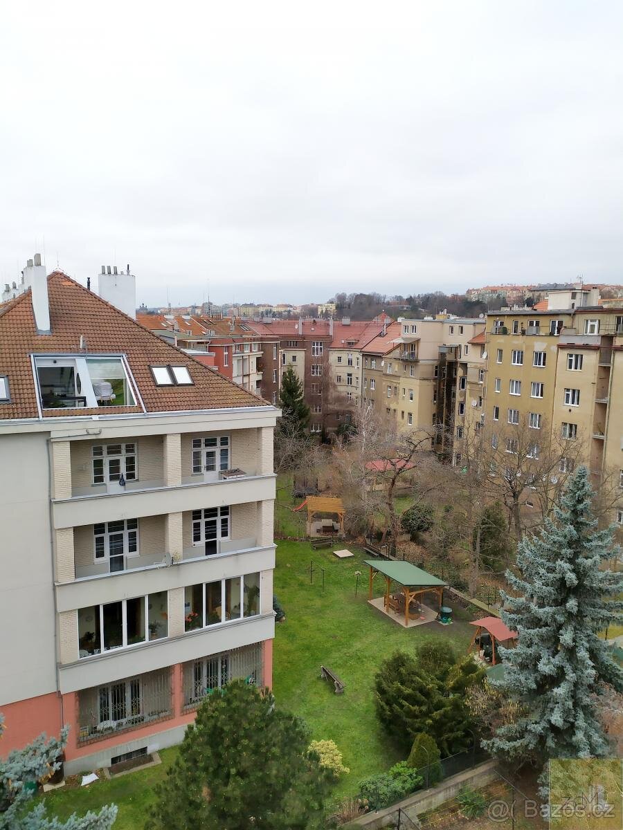 Prodej bytu 2+1/B, 53 m2, Praha 10, Vršovice - 9