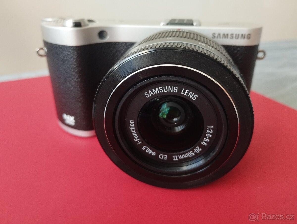 Samsung NX300 + 20-50mm - 9