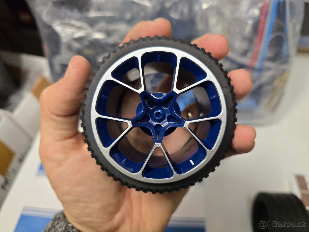 Stavebnice Technic Bugatti Chiron 42083 (náhrada) - 9