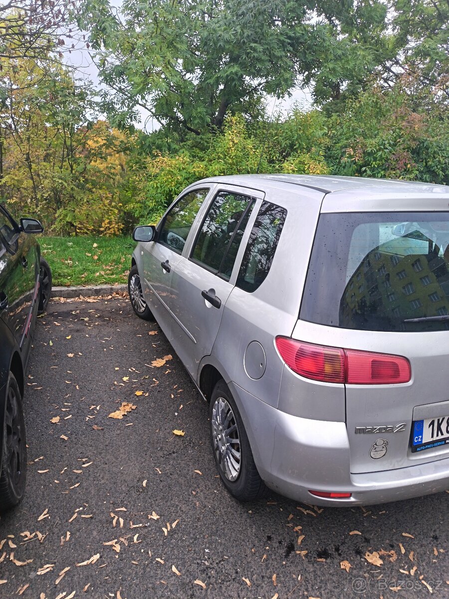 Prodám mazdu2 - 9