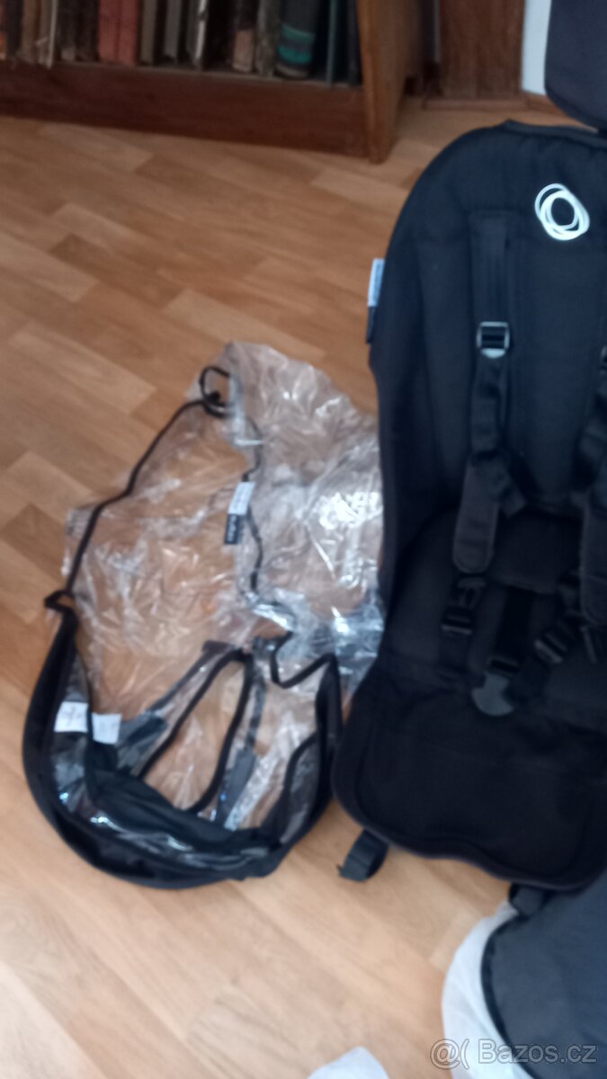 Dvojkombinace Bugaboo Buffalo s vybavou - 9