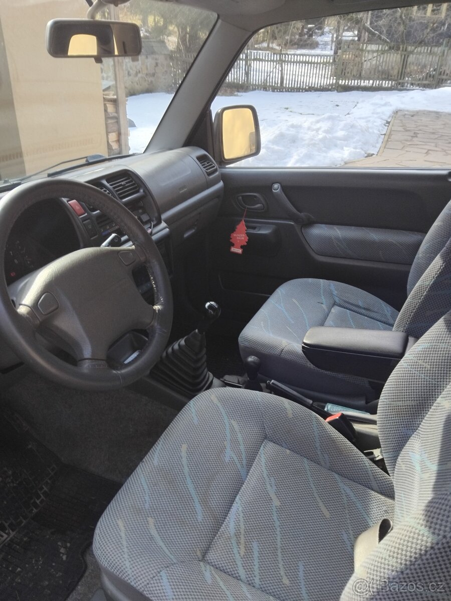 Prodám Suzuki Jimny po GO - 9