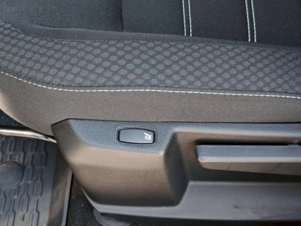 Dacia Duster, 1.0 67kW LPG ČR1 ZÁRUKA - 9