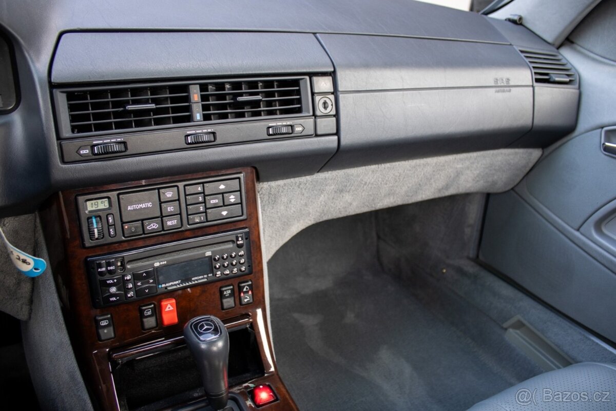 Mercedes-Benz SL 280 - 9