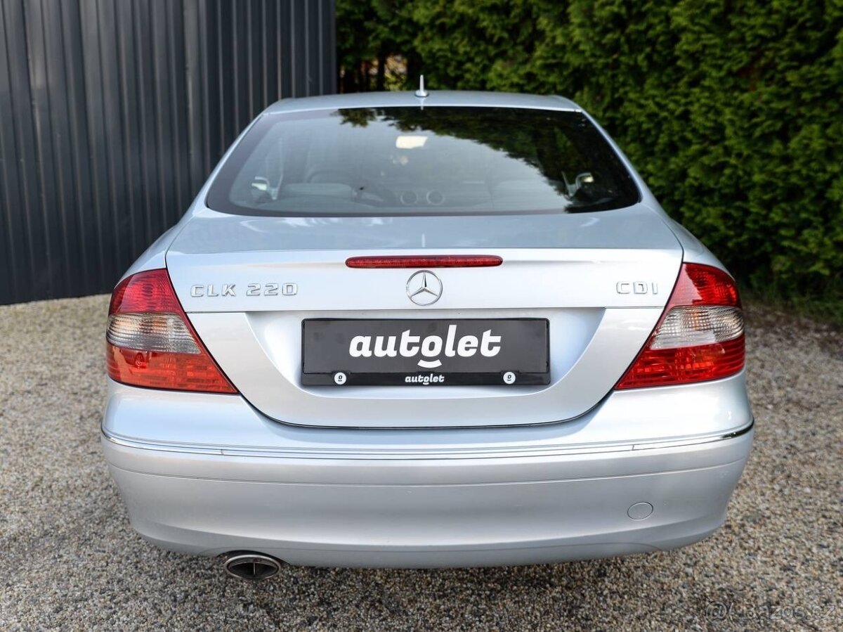 Mercedes-Benz CLK 220 CDI AVANTGARDE - 9