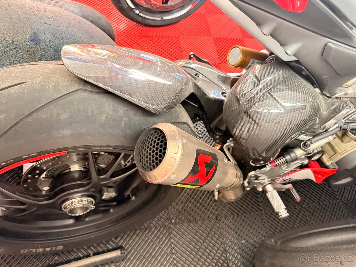 Ducati Panigale V4 - 9