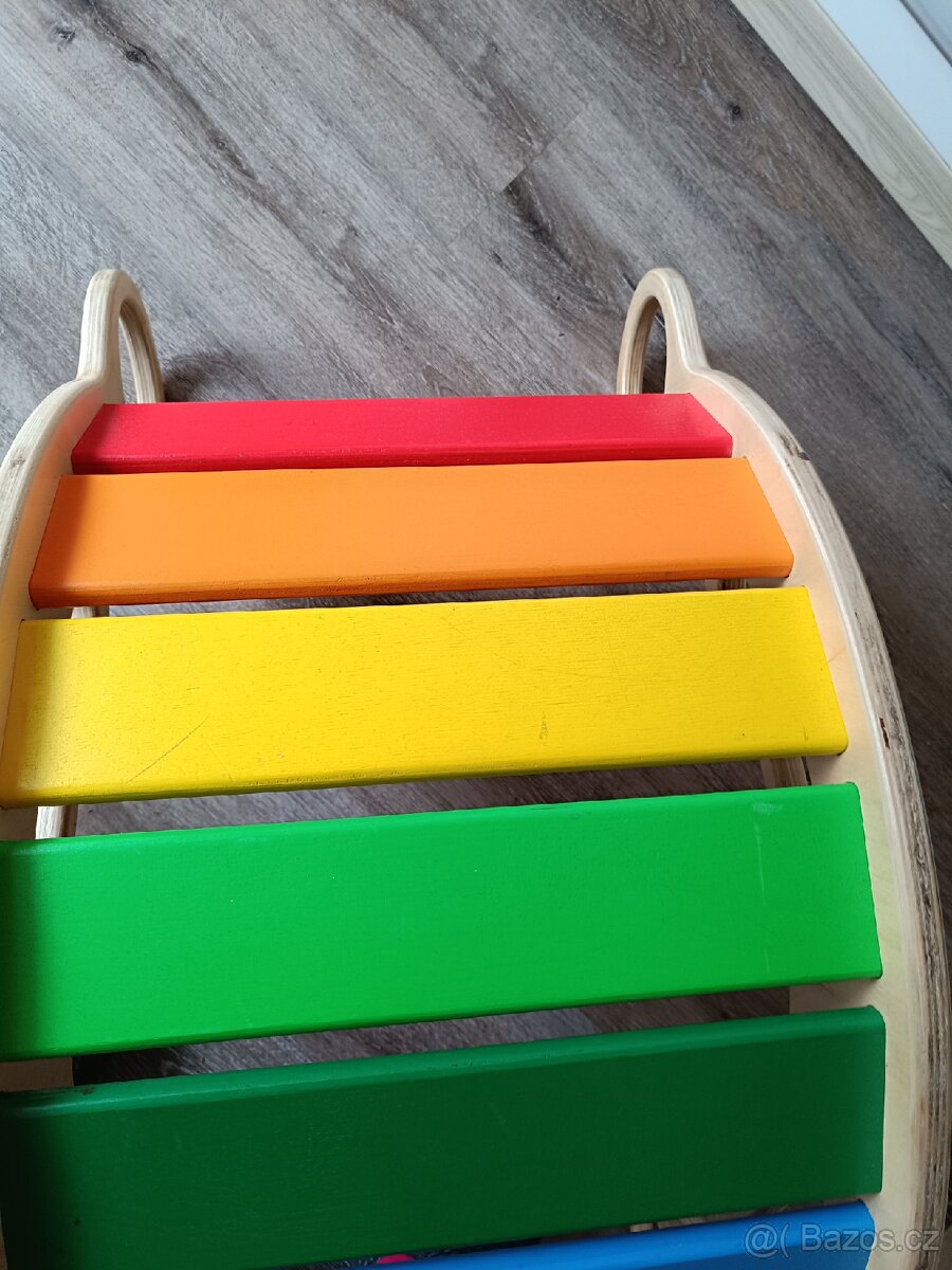 Duhová dřevěná houpačka Swing - 9