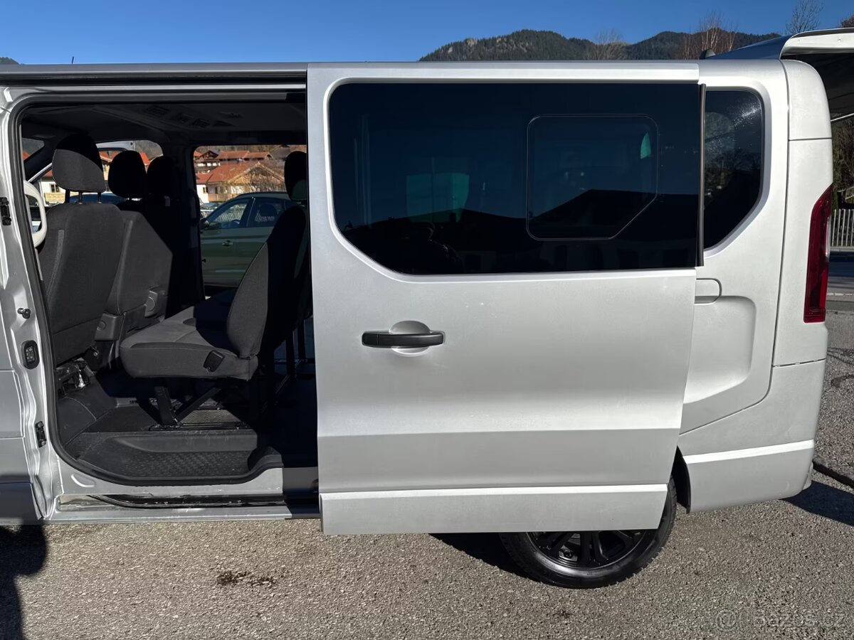 Renault Trafic 2.0 Dci - 9