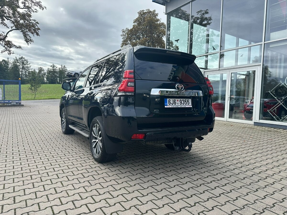 Toyota Land Cruiser Executive 2,8 D-4D 130 kW A/T - 9