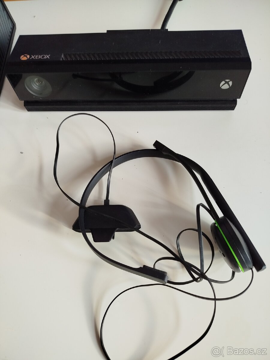 Xbox One, Kinect, 24 her pro menší děti - 9