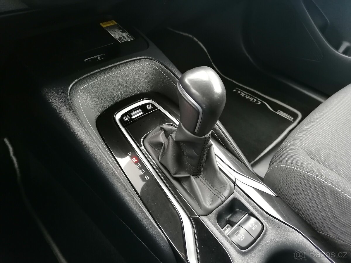 Toyota Corolla 1.8 Hybrid Style - 9